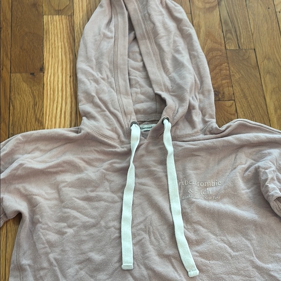 Abercrombie & Fitch Gray Cropped Hoodie Relaxed Fit - Picture 5 of 6